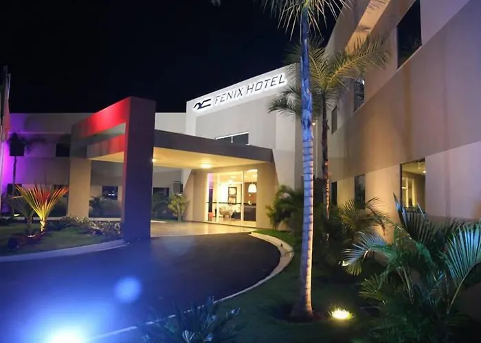 Fenix AraxáHotel Em